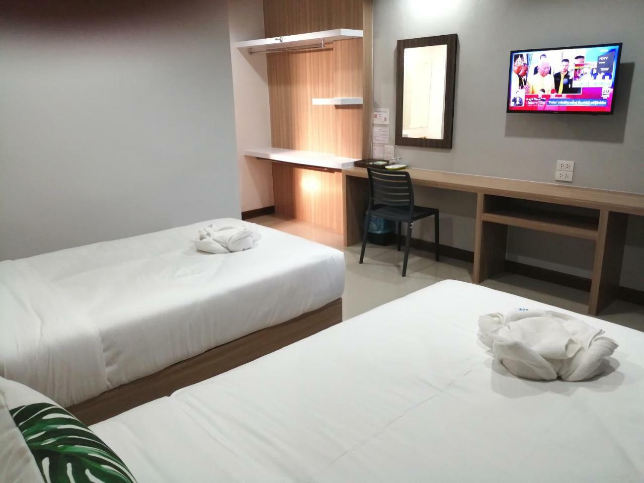 The Like Hotel Udon Thani Bagian luar foto